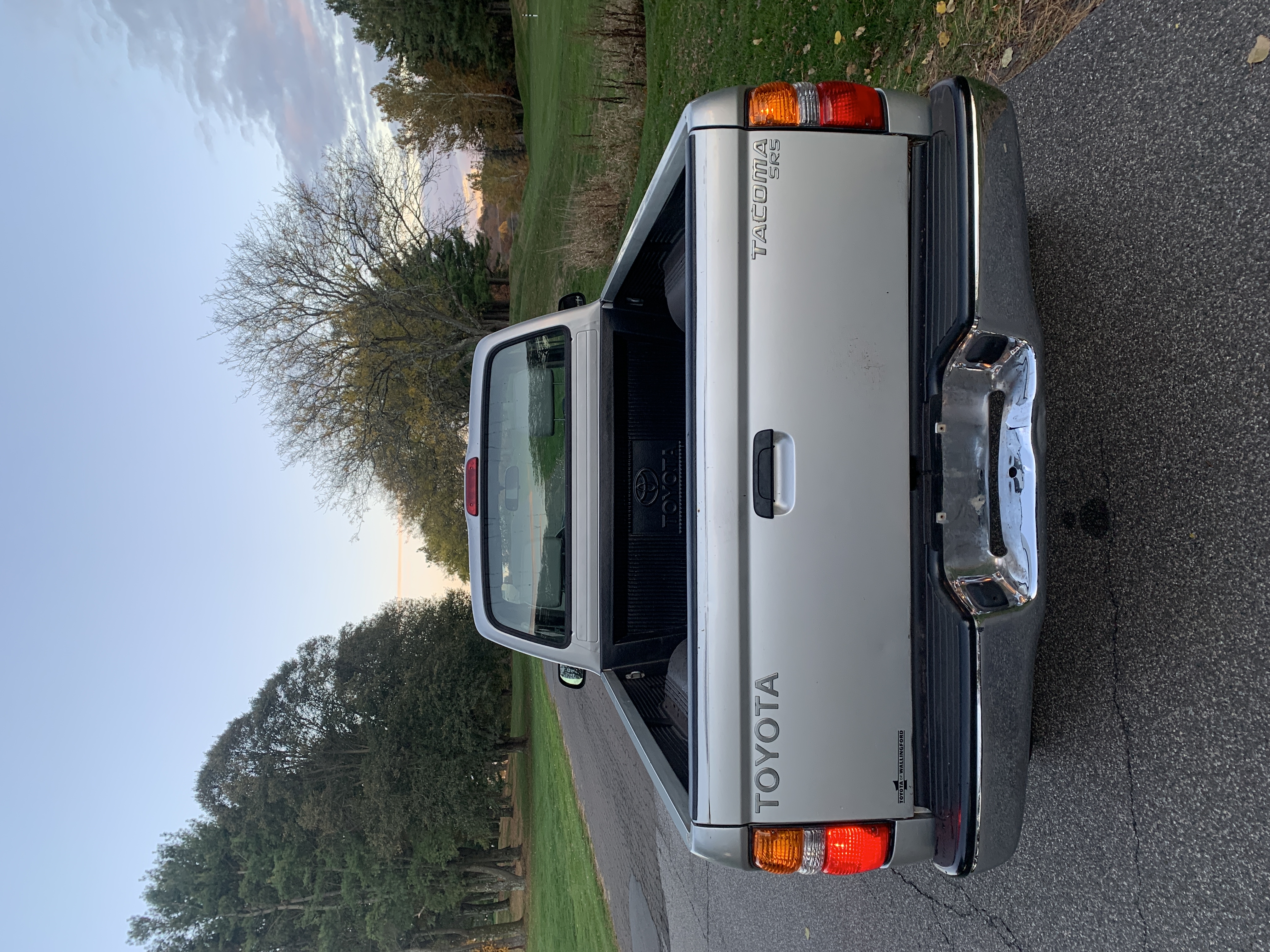 2004 Toyota Tacoma SR5 4x4 Pickup — photo 121